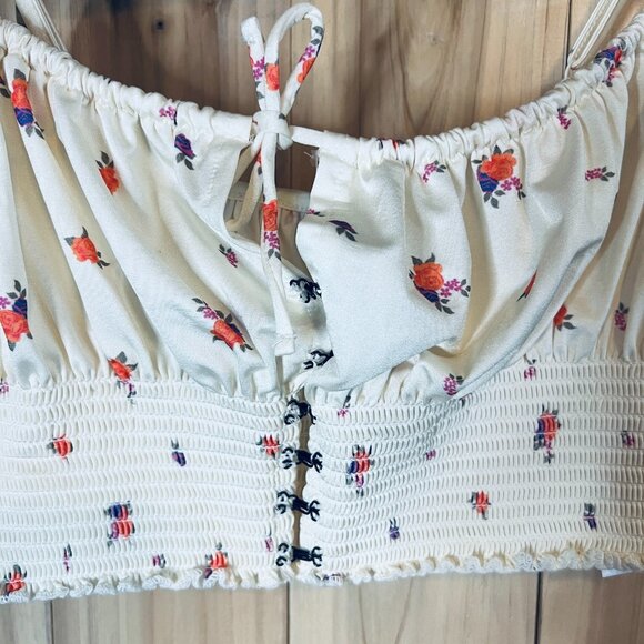 Out From Under Urban Outfitters Floral Smocked Crop Top Crochet Cottagecore S - Picture 2 of 5